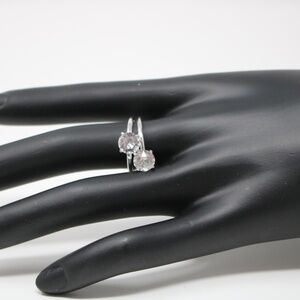 Vintage U with‎ Arrow Uncas Solitaire Silver Toned Rings